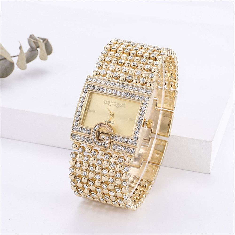 Simple Square Gold Watches Women Fashion Casual Alloy bracelet Ladies Wristwatches 2021 G Diamond Scale Dial Female Quartz Clock - mybesthealthandwellness